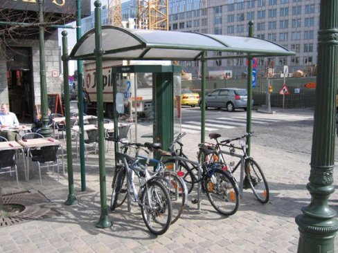 bike-parking-covered-721492.jpg